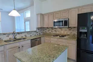 3904 Valez Dr, Carrollton, TX 75007 - Photo 13