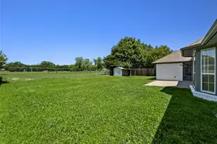 116 Princeton Cir, Forney, TX 75126 - Photo 23