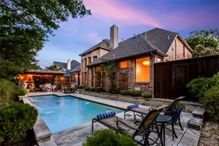 2505 Valley Glen Ct, Carrollton, TX 75010 - Photo 3