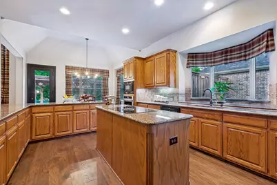 2505 Valley Glen Court, Carrollton, TX 75010 - Photo 25