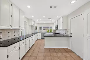5806 Smoke Glass Trail, Dallas, TX 75252 - Photo 5