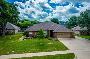 1624 Ross Dr, Midlothian, TX 76065 - Photo 1