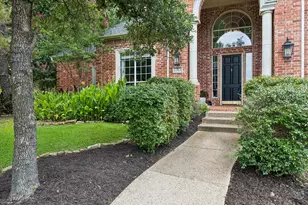 11 Brook Hollow Ln, Trophy Club, TX 76262 - Photo 3