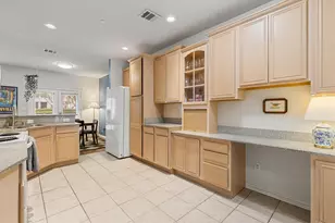 9824 Castlewood Dr, Plano, TX 75025 - Photo 13
