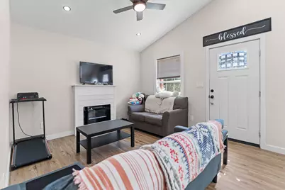 5811 Lake Granbury Trail, Granbury, TX 76048 - Photo 5
