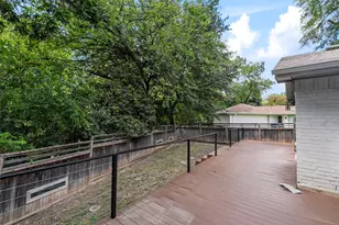 2107 Elmwood Blvd, Dallas, TX 75224 - Photo 39