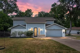2107 Elmwood Blvd, Dallas, TX 75224 - Photo 1