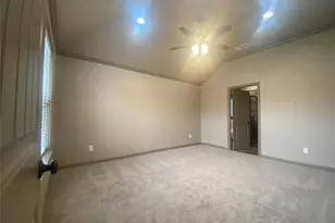 3318 White Horse Dr, Granbury, TX 76049 - Photo 5