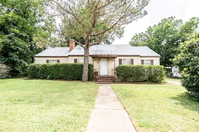 706 E Highway 82, Nocona, TX 76255 - Photo 1