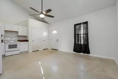 207 Young Street, Nocona, TX 76255 - Photo 5