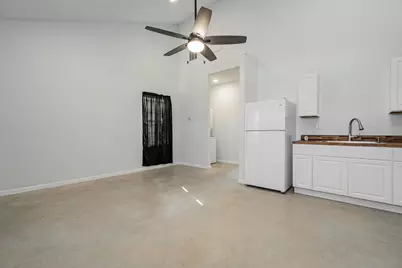 207 Young Street, Nocona, TX 76255 - Photo 7