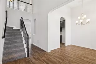 5805 Canyon Oaks Ln, Fort Worth, TX 76137 - Photo 11