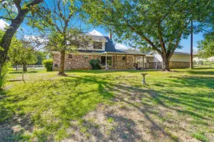 210 Yucca Dr, Weatherford, TX 76087 - Photo 29