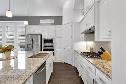 921 Hubbard Creek Trail, McKinney, TX 75071 - Photo 9