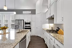 921 Hubbard Creek Trail, McKinney, TX 75071 - Photo 7