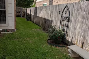 4468 Fountain Ridge Dr, Fort Worth, TX 76123 - Photo 13