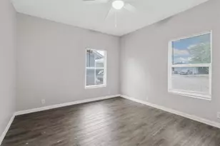 814 N Walnut St, Sherman, TX 75090 - Photo 7
