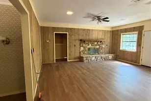 257 W Acres Rd, Gun Barrel City, TX 75156 - Photo 9