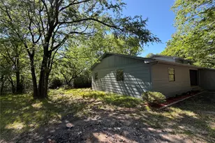 257 W Acres Rd, Gun Barrel City, TX 75156 - Photo 3