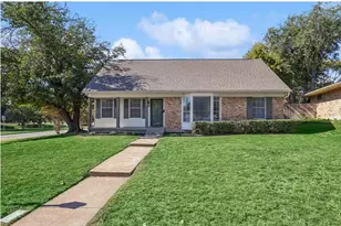 13505 Pyramid Dr, Farmers Branch, TX 75234 - Photo 3