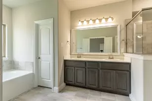 7814 Willow Ct, Greenville, TX 75402 - Photo 9