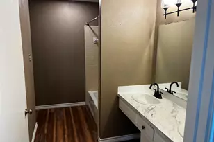 328 Jamie Way, Greenville, TX 75402 - Photo 17
