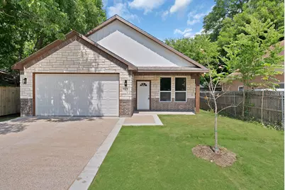 1112 Trinity Street, Cleburne, TX 76031 - Photo 3
