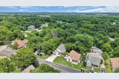 1112 Trinity Street, Cleburne, TX 76031 - Photo 37