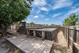 106 Cherry, Merkel, TX 79536 - Photo 17