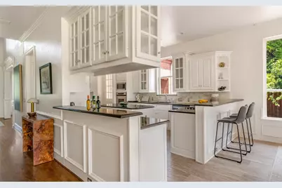10110 Betty Jane Lane, Dallas, TX 75229 - Photo 13