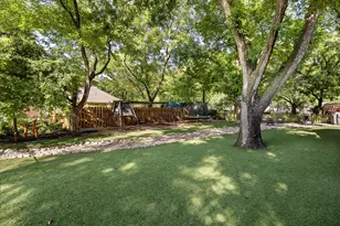 9209 Hanging Moss Dr, Granbury, TX 76049 - Photo 27