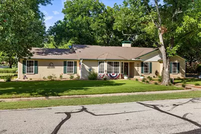 9209 Hanging Moss Drive, Granbury, TX 76049 - Photo 5