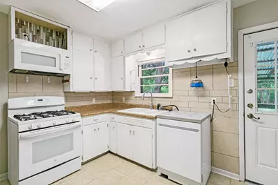813 Westway Street, Denton, TX 76201 - Photo 7
