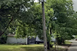 401 E Elm St, Hillsboro, TX 76645 - Photo 3