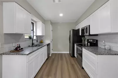 908 Red Oak Street, Azle, TX 76020 - Photo 21