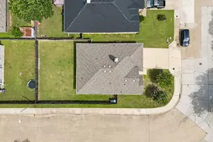 13405 Baldcypress Dr, Dallas, TX 75253 - Photo 15