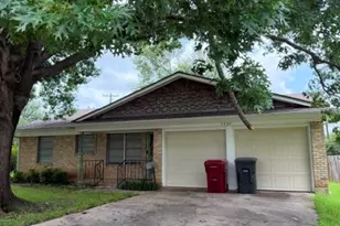 1402 Hillcrest Dr, Sherman, TX 75092 - Photo 1