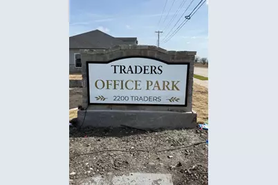 2200 Traders #401, Greenville, TX 75402 - Photo 9