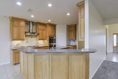 1066 West Road, Waxahachie, TX 75165 - Photo 7
