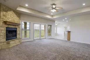 1066 W Rd, Waxahachie, TX 75165 - Photo 7