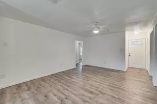 2110 Aggie Dr, Grand Prairie, TX 75051 - Photo 13