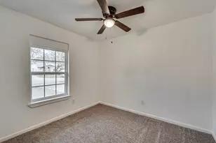 2110 Aggie Dr, Grand Prairie, TX 75051 - Photo 21