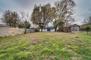 2110 Aggie Dr, Grand Prairie, TX 75051 - Photo 1