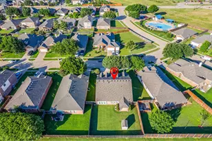 5839 Twilight Dr, Grand Prairie, TX 75052 - Photo 3