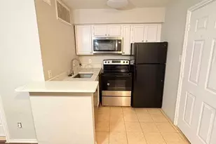 9821 Walnut St, Dallas, TX 75243 - Photo 3