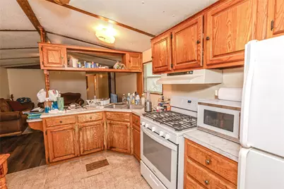 1306 Winn Road, Bowie, TX 76230 - Photo 15