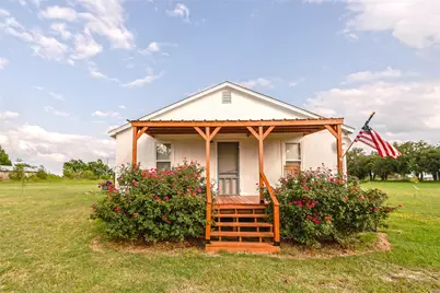 1306 Winn Road, Bowie, TX 76230 - Photo 3