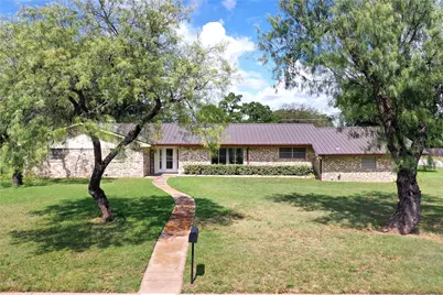 281 Oak Ridge Street, Jacksboro, TX 76458 - Photo 1
