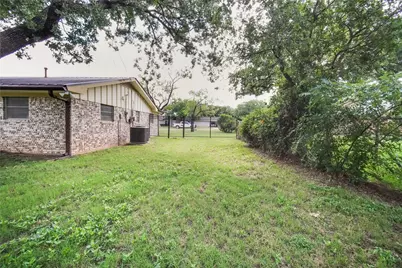281 Oak Ridge Street, Jacksboro, TX 76458 - Photo 37