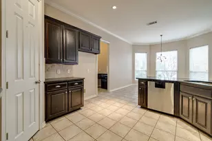 2817 Newburyport Ave, Garland, TX 75044 - Photo 17